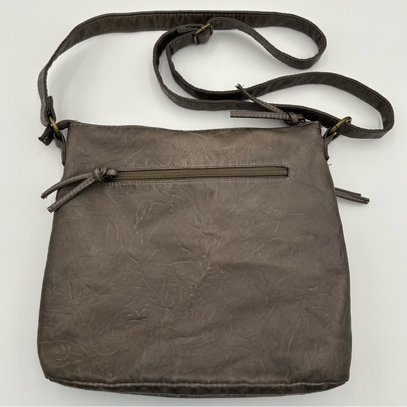 Stone & Co Faux Leather Crossbody Bag Purse Size M Adj Strap Studded Gray‎ Lagom - Picture 3 of 11